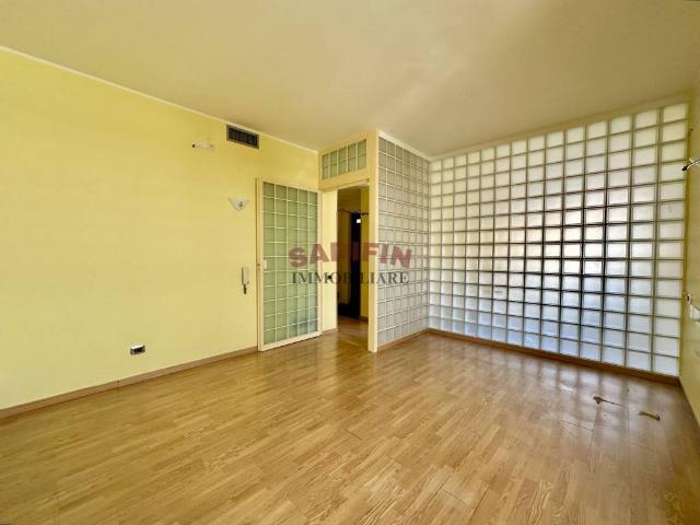 Appartamento in vendita a Puglia, Bari