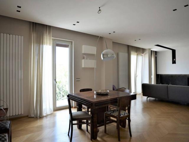 Appartamento in vendita a Modugno, Bari