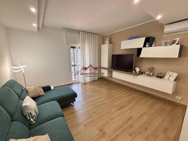 Appartamento in vendita a Modugno, Bari