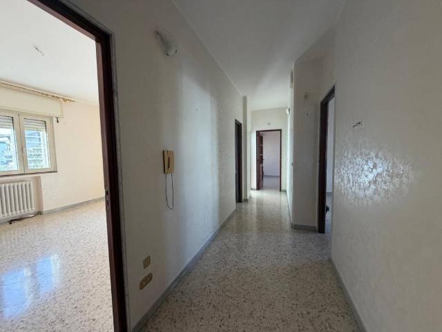 Appartamento in vendita a Puglia, Bari