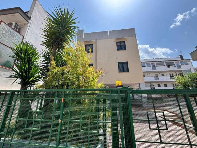 Appartamento in vendita a Modugno, Bari
