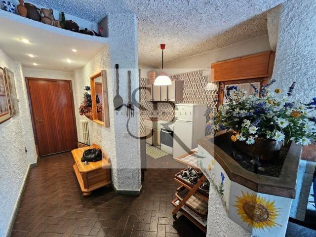 Appartamento in vendita a Moggio, Lombardia
