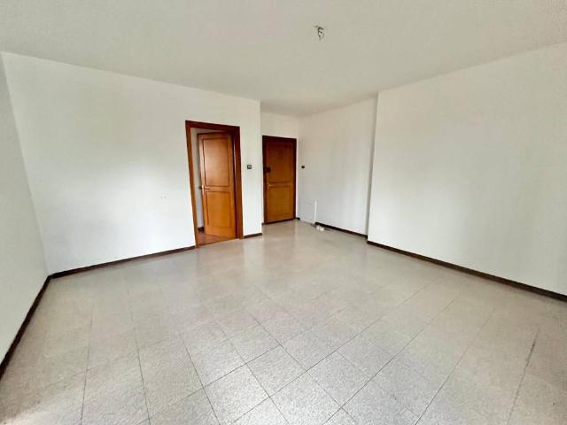Appartamento in vendita a Moglia, Lombardia