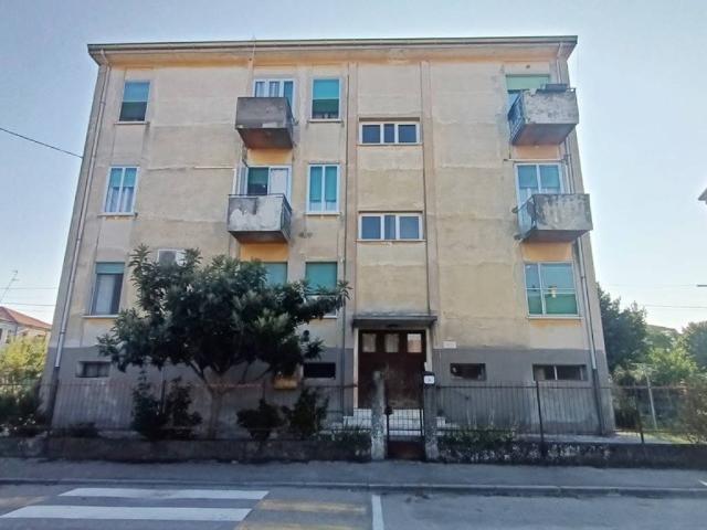 Appartamento in vendita a Moglia, Lombardia