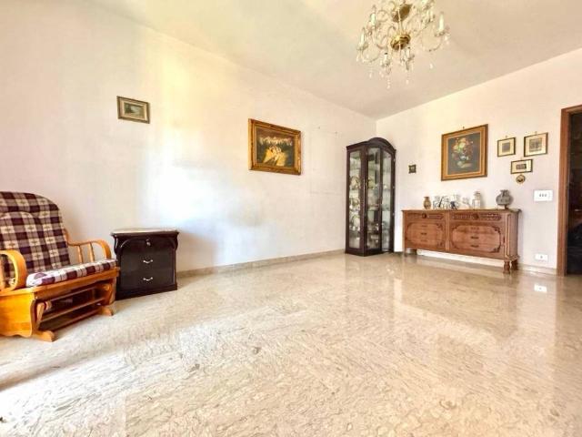 Appartamento in vendita a Mola di Bari, Bari