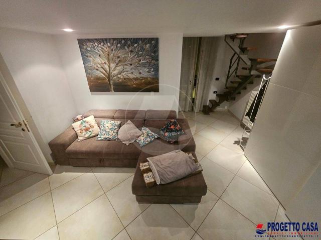 Appartamento in vendita a Molfetta, Bari