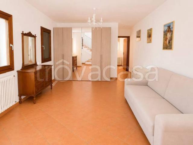 Appartamento in vendita a Molinella, Reggio Emilia