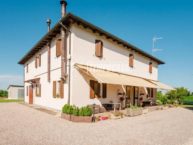 Appartamento in vendita a Molinella, Reggio Emilia
