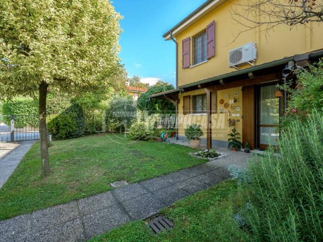 Villa Indipendente in vendita a Molinella, Reggio Emilia