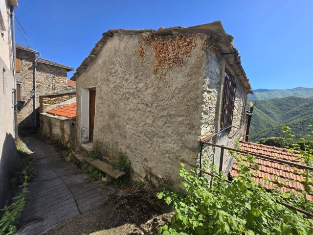 Appartamento in vendita a Molini Di Triora, Liguria