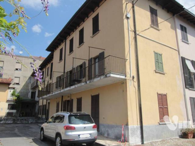 Appartamento in vendita a Molteno, Lecco