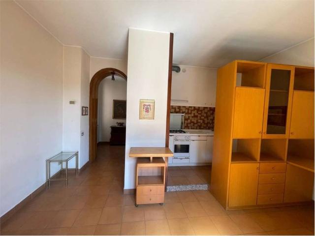 Appartamento in vendita a Molteno, Lombardia