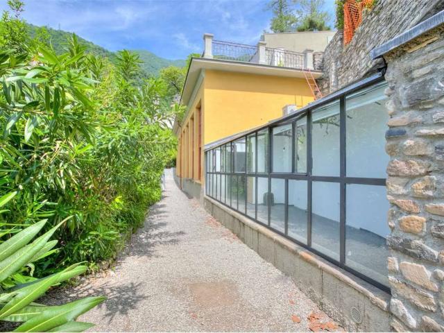 Appartamento in vendita a Carate Urio, Como