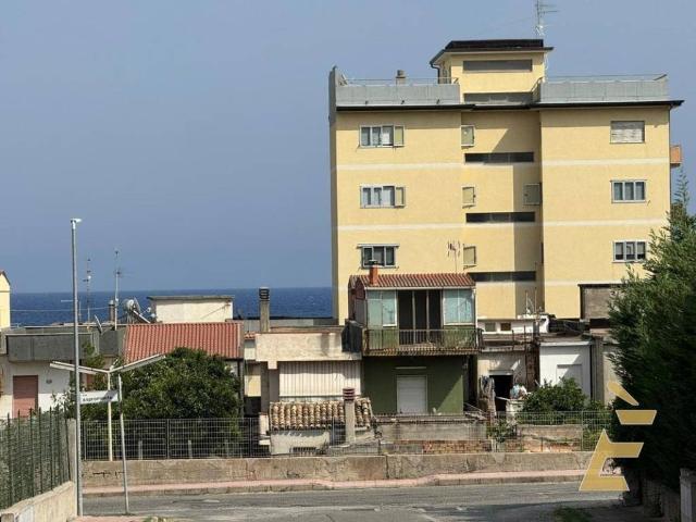 Appartamento in vendita a Calabria, Reggio Calabria