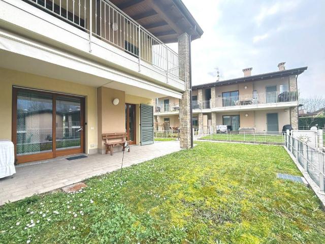 Appartamento in vendita a Monasterolo, Lombardia