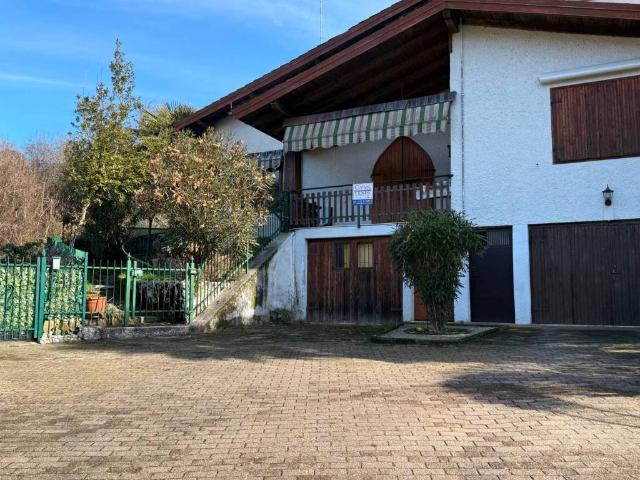 Appartamento in vendita a Monasterolo, Lombardia