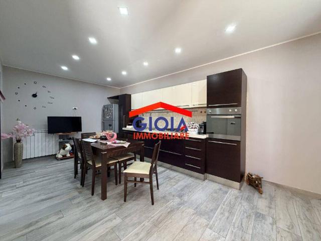 Appartamento in vendita a Mondragone, Campania