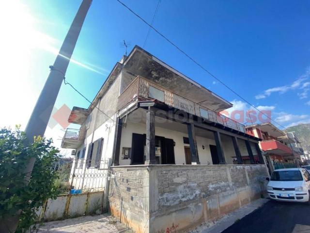Appartamento in vendita a Mondragone, Campania