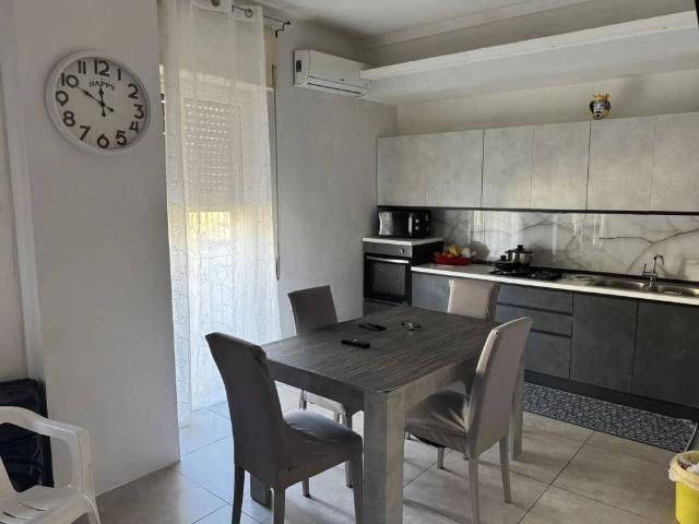 Appartamento in vendita a Mondragone, Campania