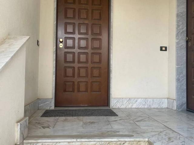 Appartamento in vendita a Mondragone, Campania