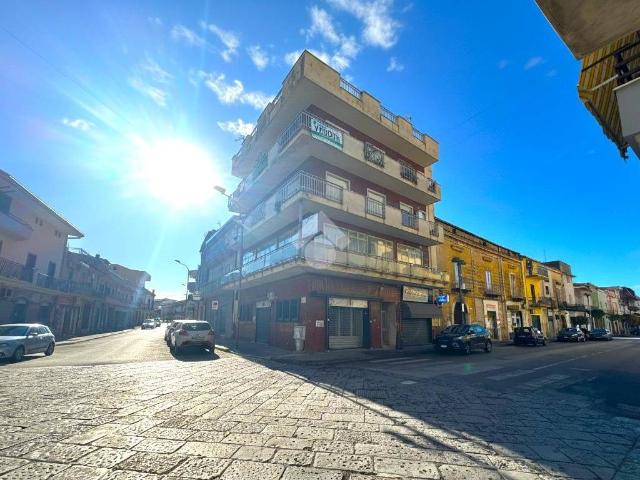 Appartamento in vendita a Mondragone, Campania