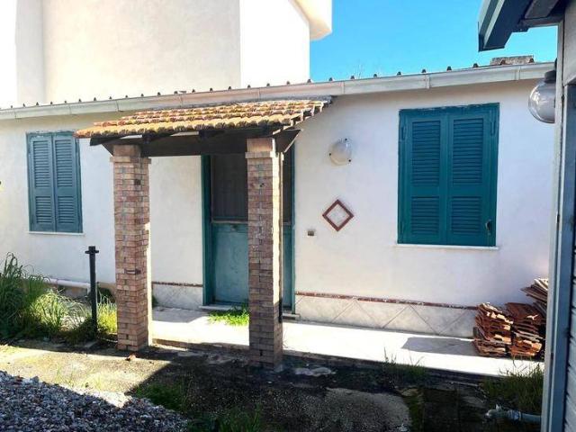 Appartamento in vendita a Pescopagano, Mondragone