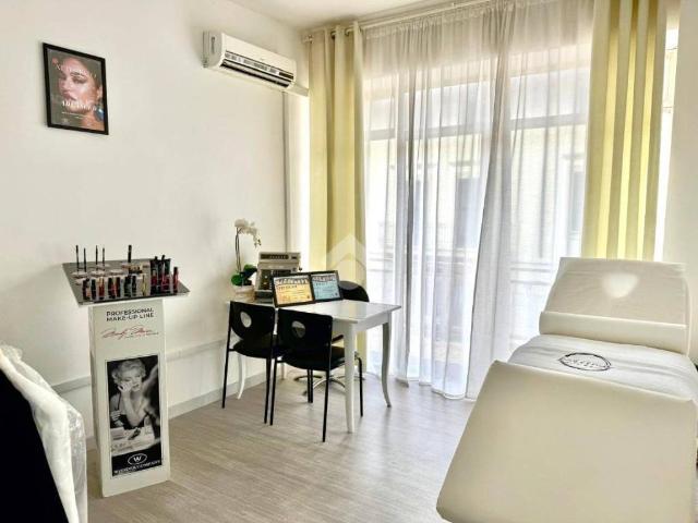 Appartamento in vendita a Mondragone, Caserta