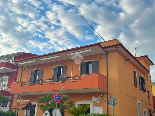 Appartamento in vendita a Mondragone, Campania