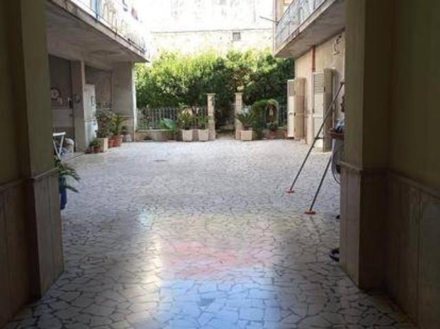 Appartamento in vendita a Mondragone, Campania