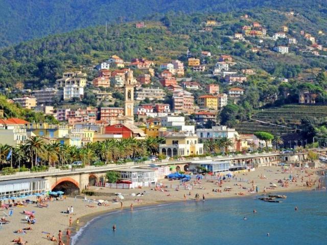 Appartamento in vendita a Moneglia, Liguria