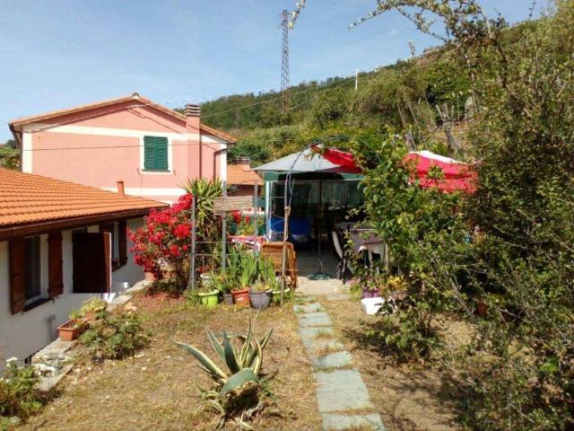 Appartamento in vendita a Bracco, Moneglia