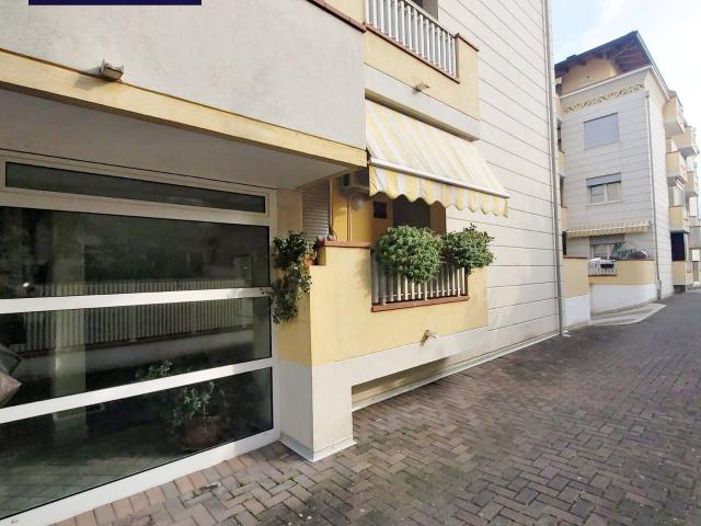 Appartamento in vendita a Monfalcone, Friuli-Venezia Giulia