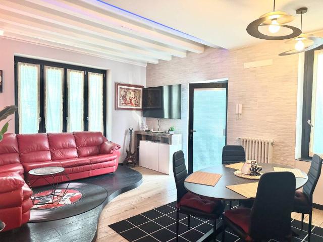 Appartamento in vendita a Monte Tapino, Moniga Del Garda