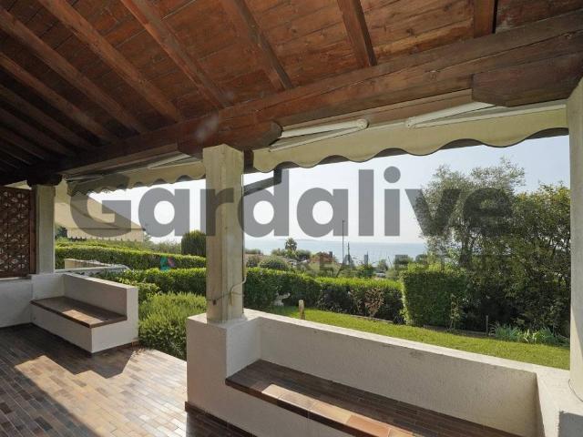 Appartamento in vendita a Moniga Del Garda, Lombardia