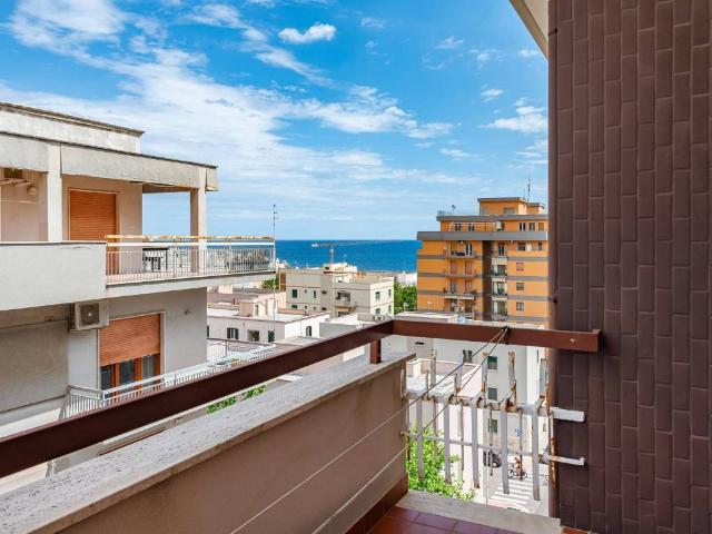 Appartamento in vendita a Puglia, Bari