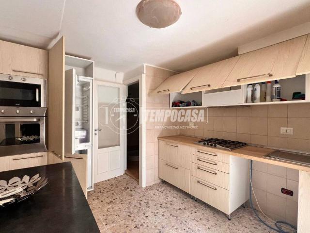 Appartamento in vendita a Puglia, Bari