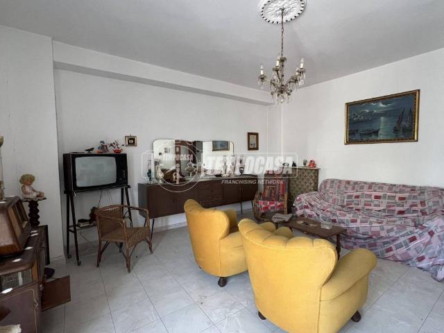 Appartamento in vendita a Puglia, Bari