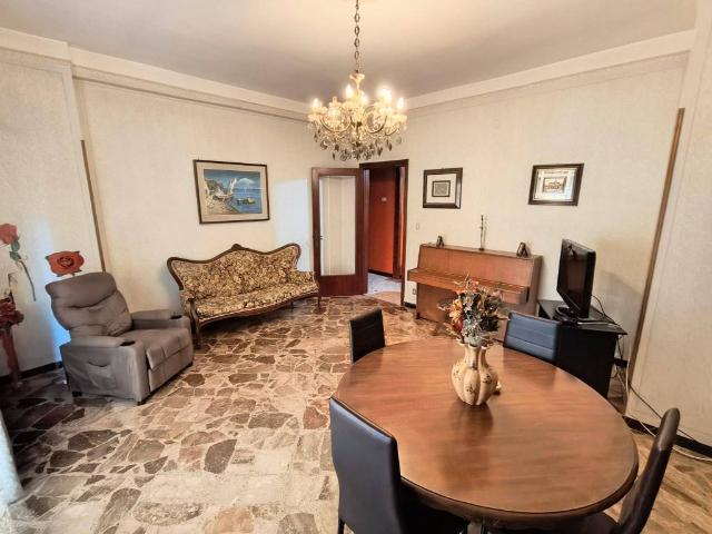 Appartamento in vendita a Puglia, Bari