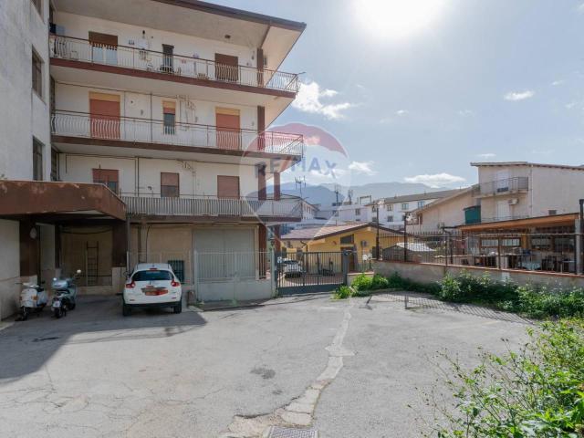 Appartamento in vendita a Aquino, Monreale