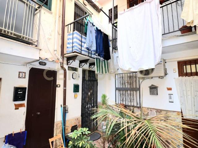 Appartamento in vendita a Aquino, Monreale