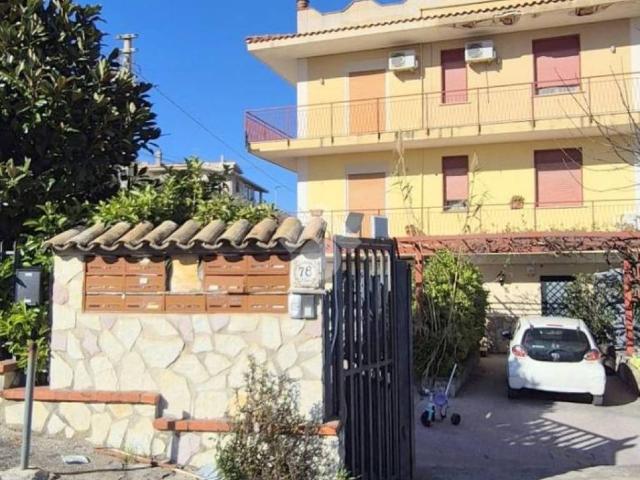 Appartamento in vendita a Villaggio Santa Rosalia, Monreale