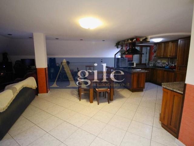 Appartamento in vendita a Stella, Marche