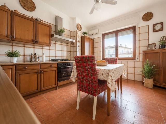 Appartamento in vendita a Monserrato, Sardigna/Sardegna