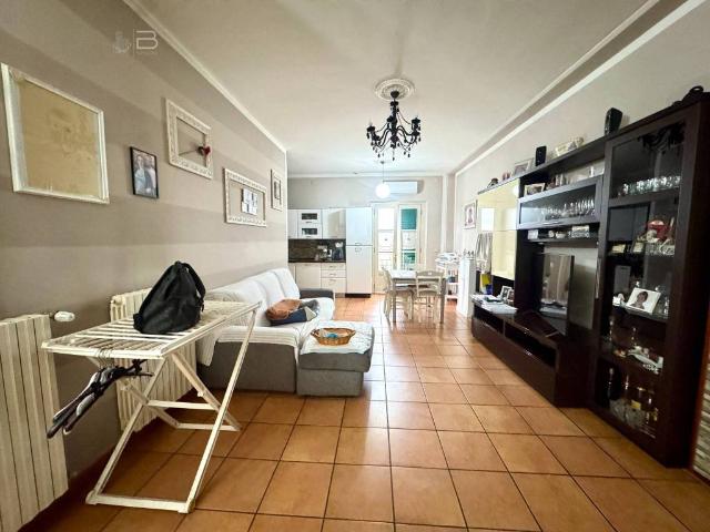 Appartamento in vendita a Uggia, Montevettolini