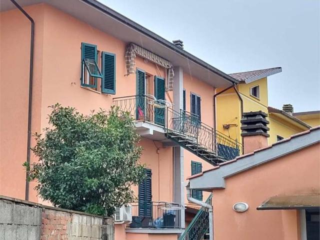 Appartamento in vendita a Grotta Parlanti, Montevettolini