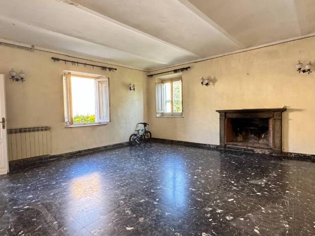 Appartamento in vendita a Montevettolini, Toscana