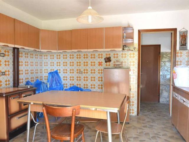 Appartamento in vendita a Pozzarello, Montevettolini