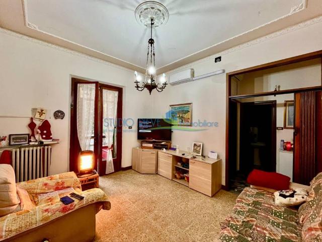 Appartamento in vendita a Pozzarello, Montevettolini