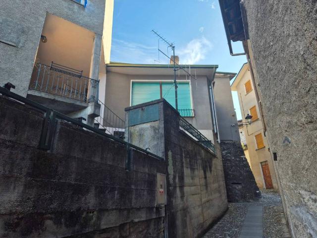 Appartamento in vendita a Montagna In Valtellina, Lombardia