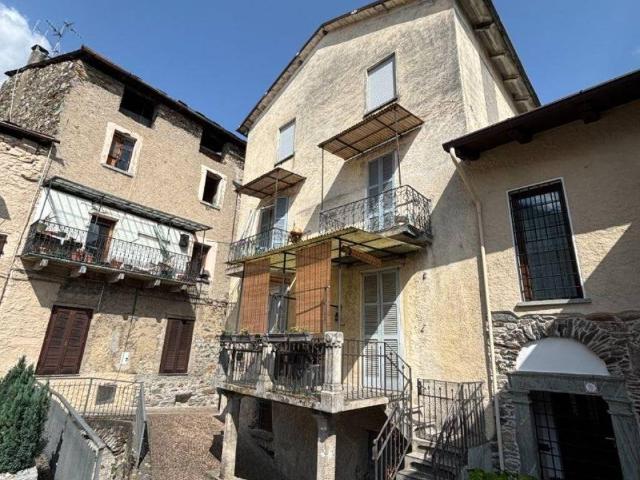 Appartamento in vendita a Montagna In Valtellina, Lombardia